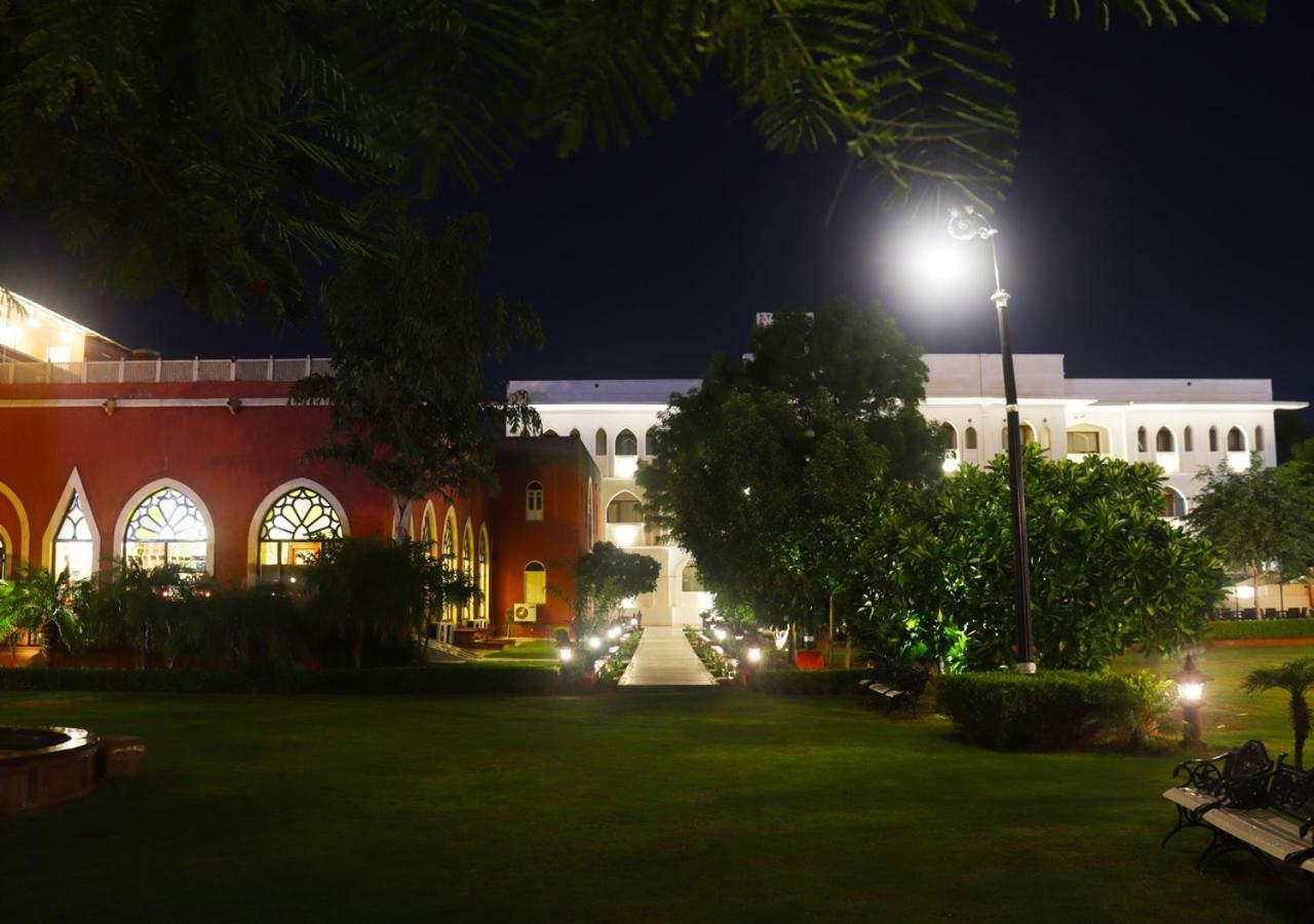 Hotel Maharaja Ganga Mahal Bikaner Esterno foto