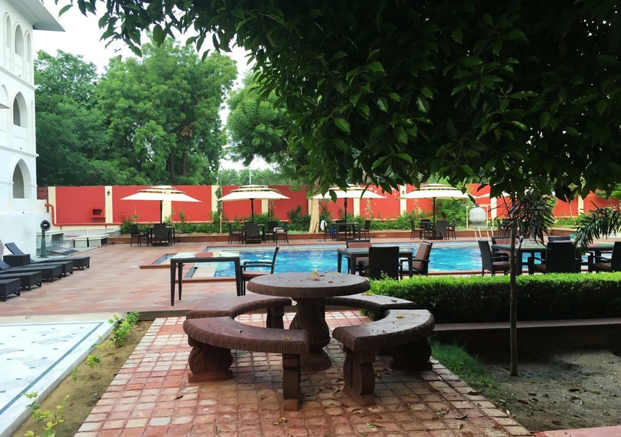 Hotel Maharaja Ganga Mahal Bikaner Esterno foto
