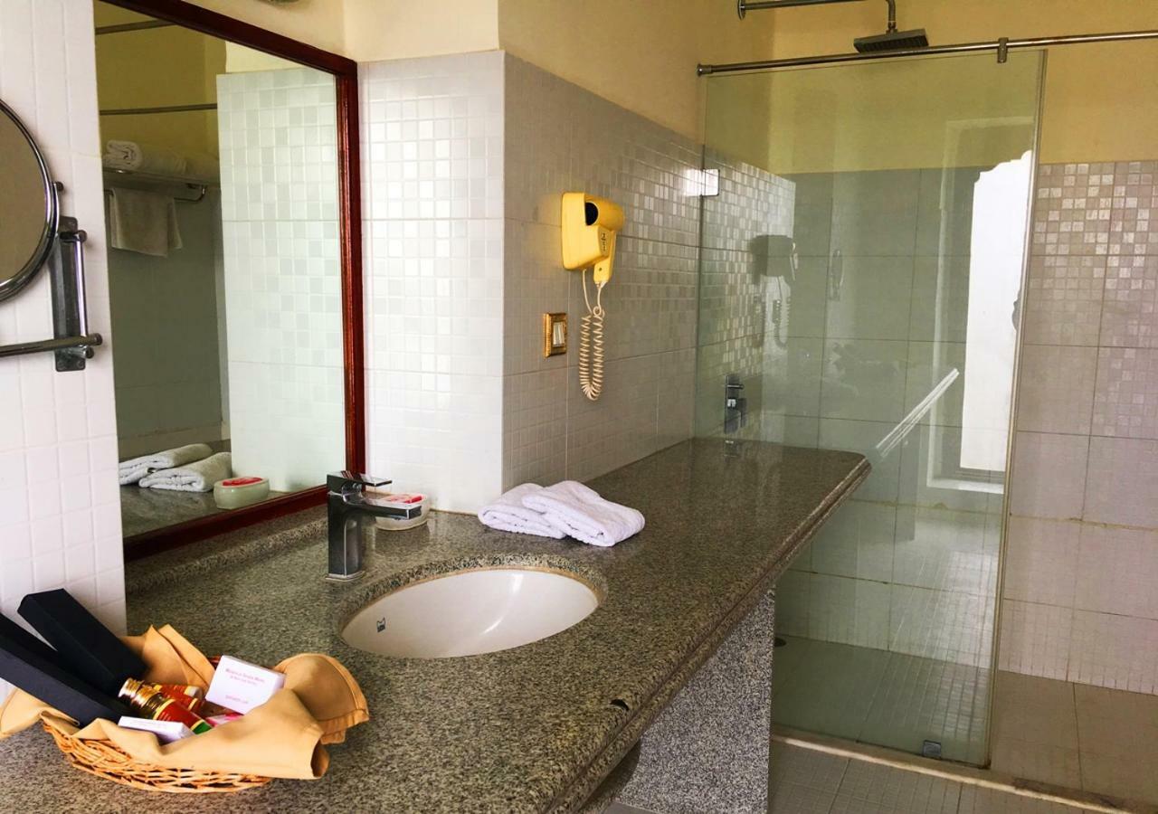 Hotel Maharaja Ganga Mahal Bikaner Esterno foto
