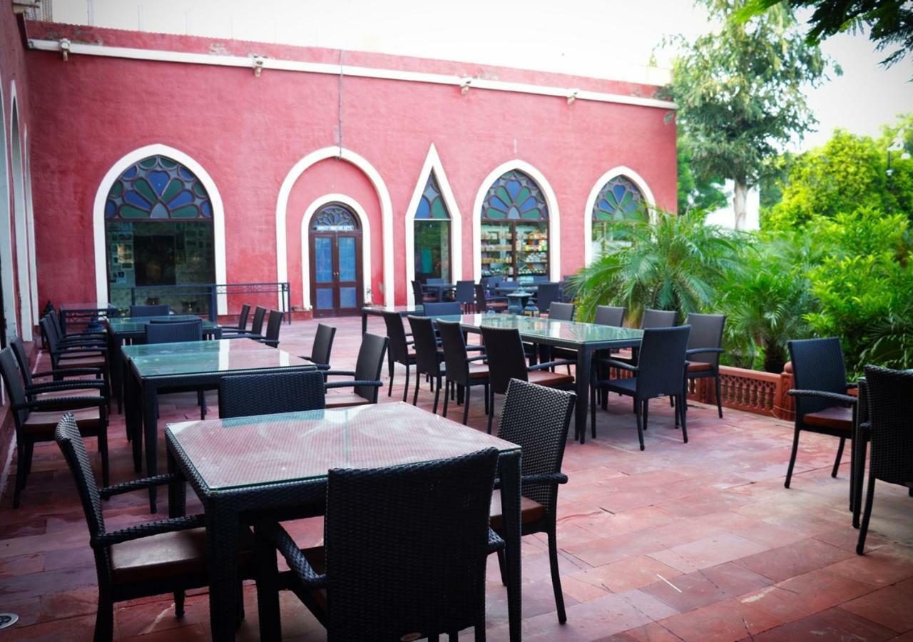 Hotel Maharaja Ganga Mahal Bikaner Esterno foto