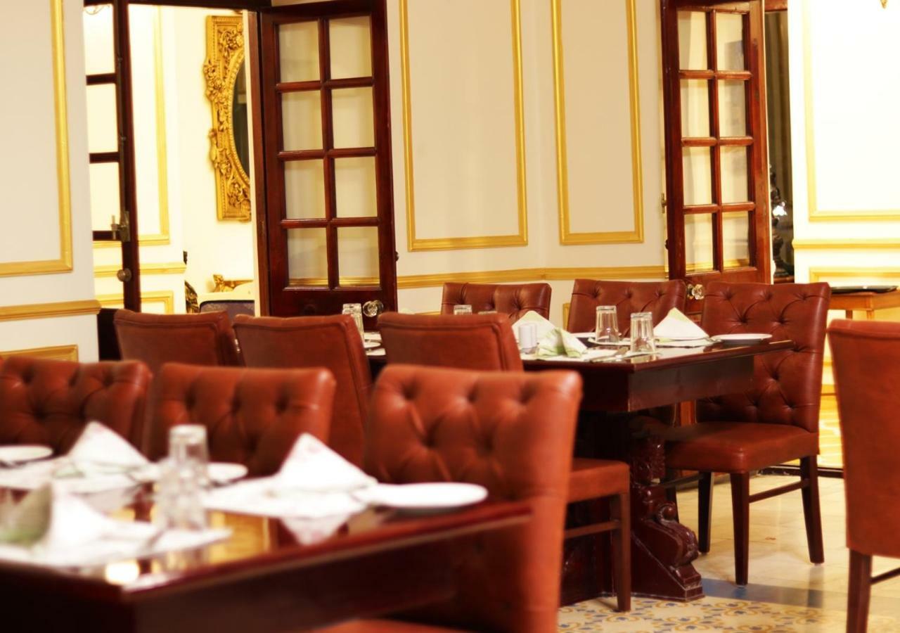 Hotel Maharaja Ganga Mahal Bikaner Esterno foto